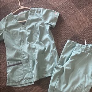 Butter soft scrub set